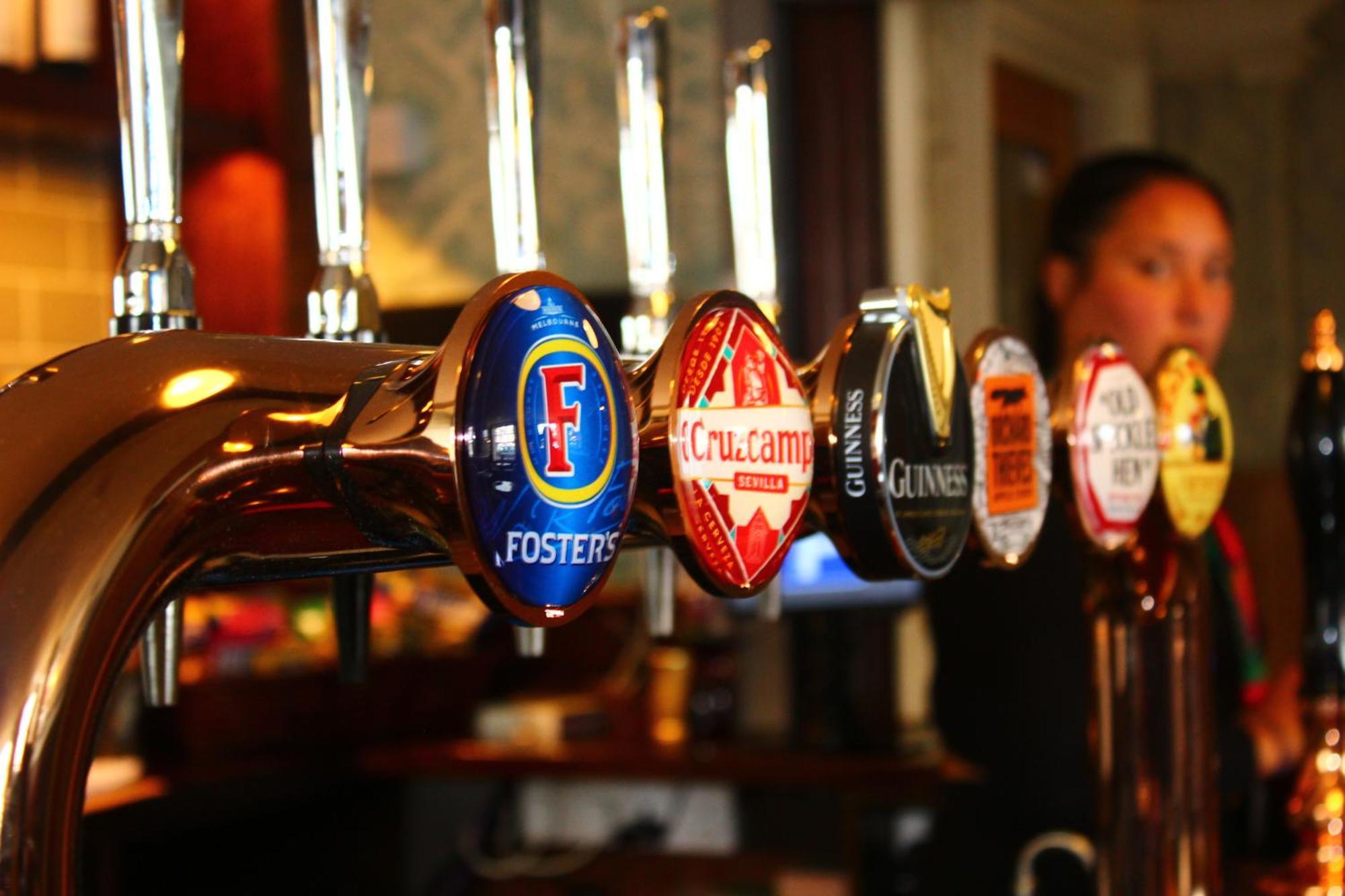 Kings Arms Hotel Bicester Buitenkant foto