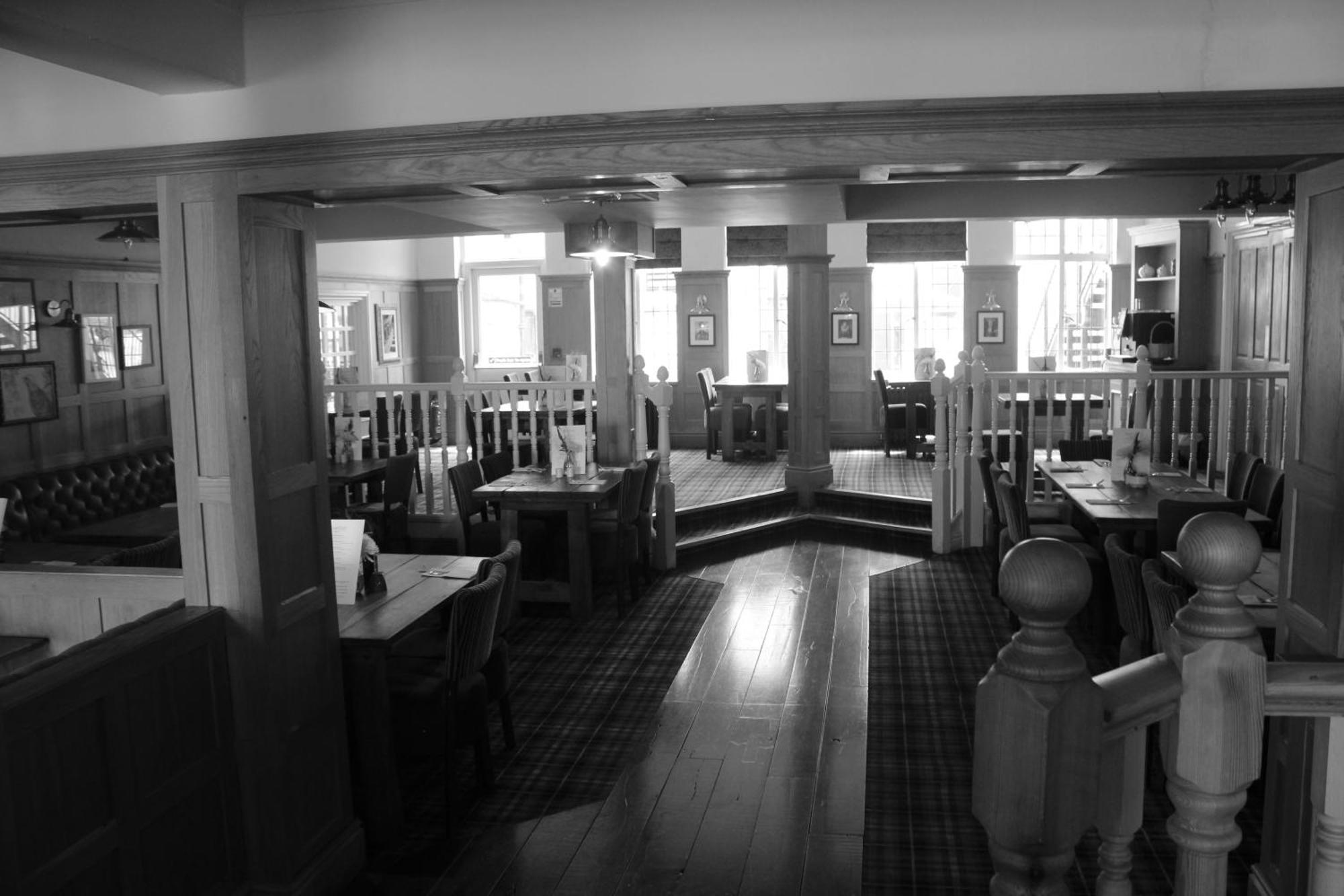 Kings Arms Hotel Bicester Buitenkant foto