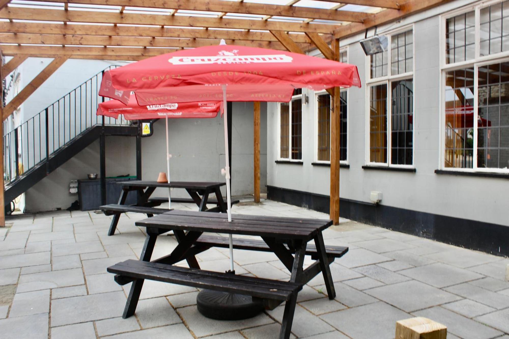 Kings Arms Hotel Bicester Buitenkant foto